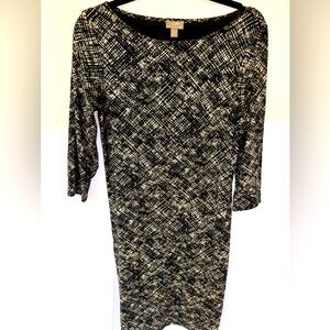 J Jill Relaxed Fit Shift Dress XS- stylish and versatile